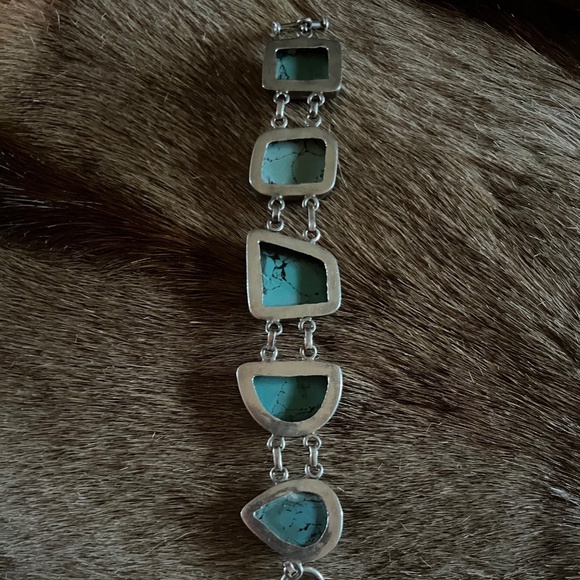 Turquoise & Silver Chunky Toggle Bracelet 8 Inch Links W/ Five Approx 1" Stones - Picture 8 of 9